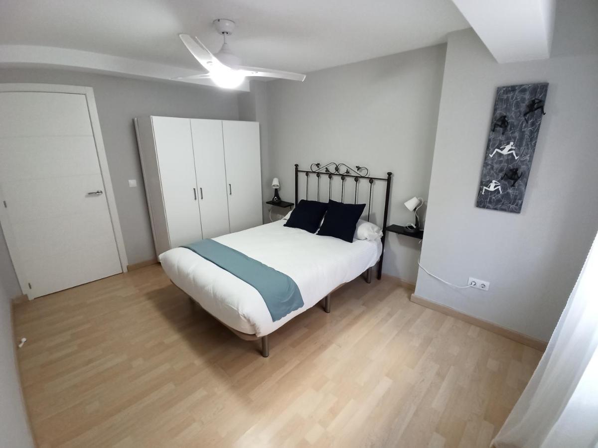 Appartamento Holidays2malaga Salitre 3 Bedroom Up To 7 People High Speed Wifi